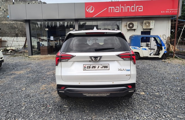 View Mahindra XUV700 Image 3 Used Mahindra XUV700 Image 3