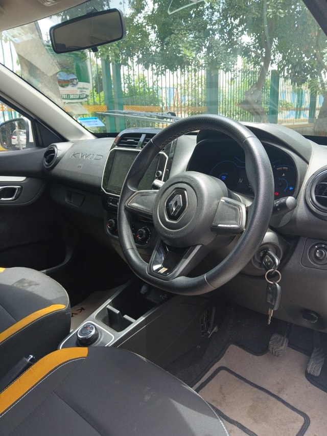 View Renault Kwid Image 11 Used Renault Kwid Image 11