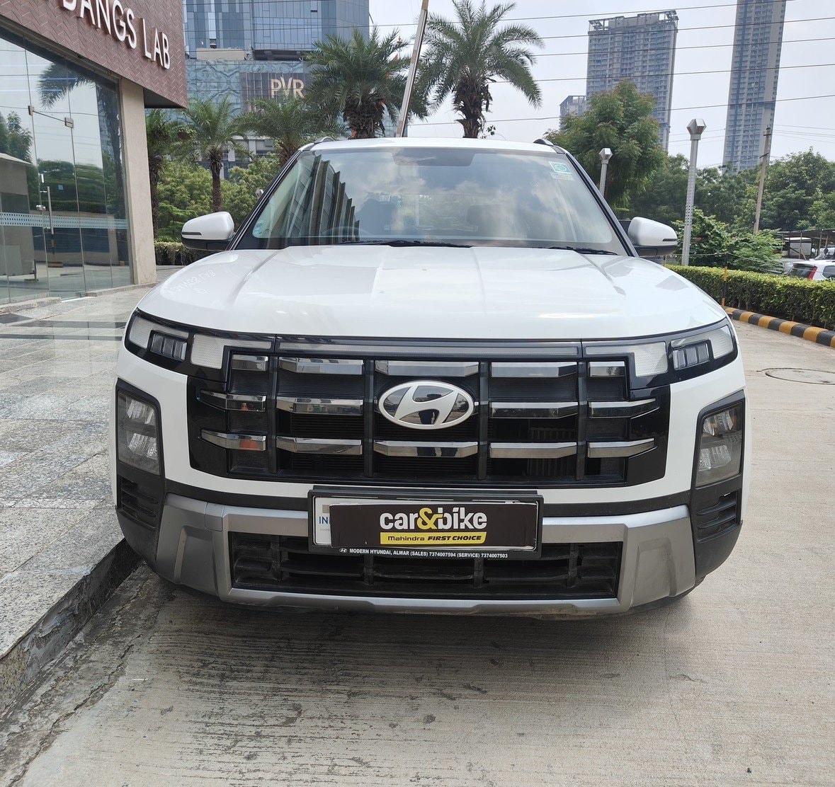 View 2024 Hyundai Creta S 1.6 AT CRDI Image 2 Used 2024 Hyundai Creta S 1.6 AT CRDI Image 2