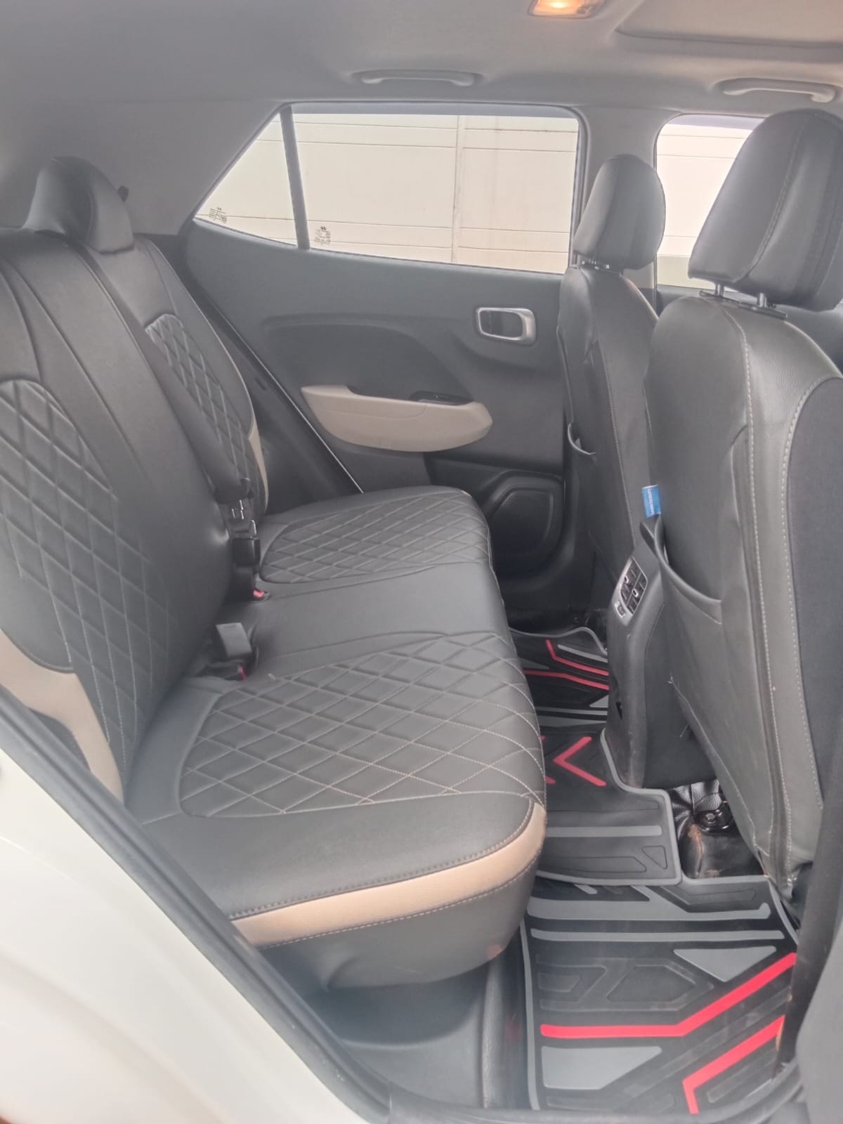 Used 2025 Hyundai Venue Used 2025 Hyundai Venue