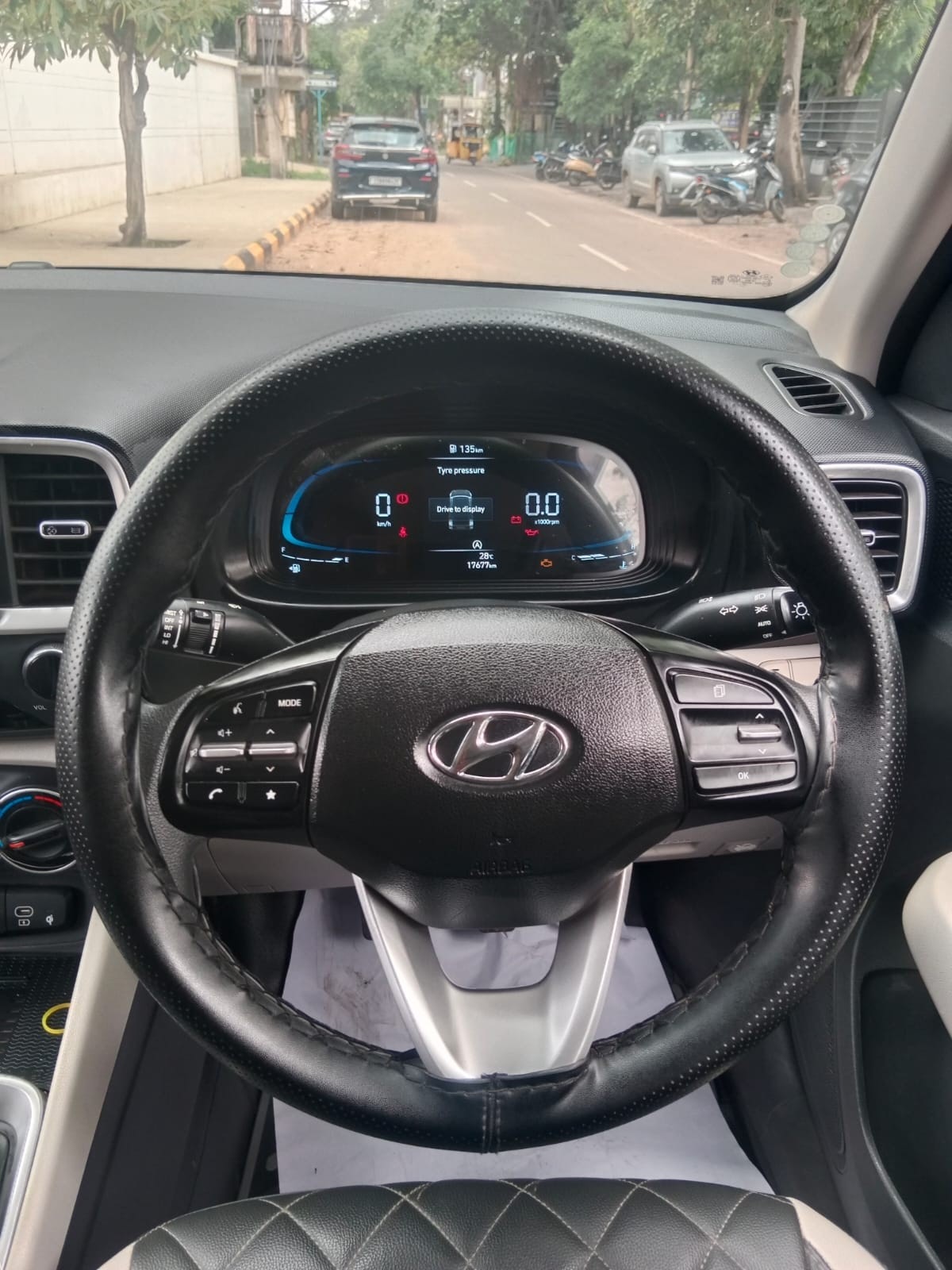Used 2025 Hyundai Venue Used 2025 Hyundai Venue