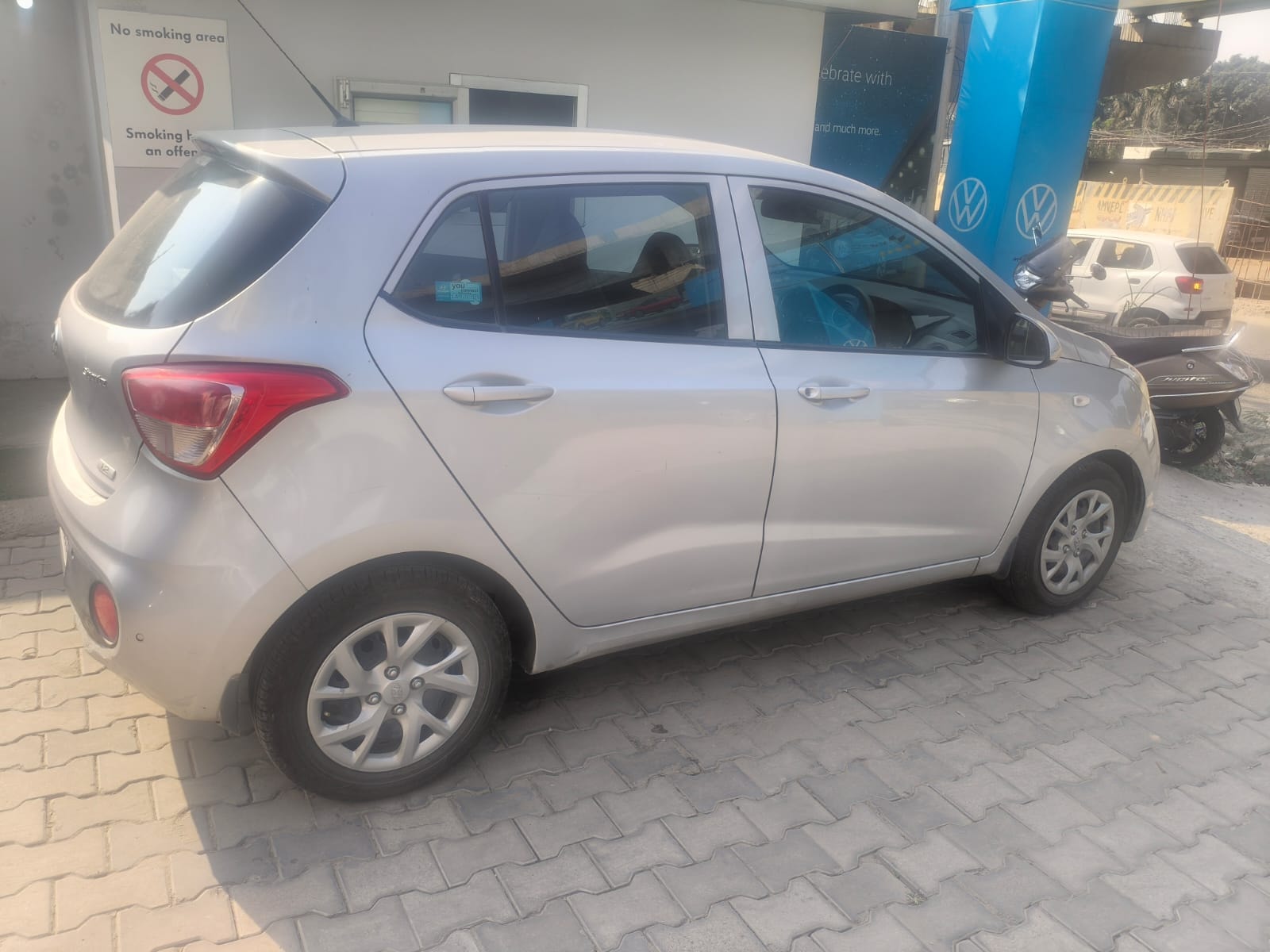 Grand i10 image 4 Grand i10 image 4