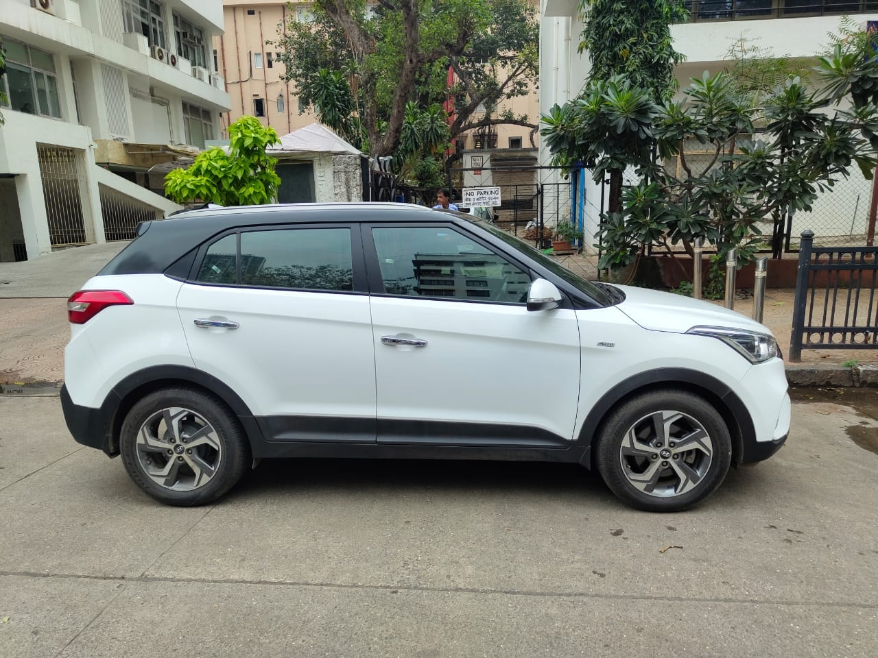 Creta image 3 Creta image 3