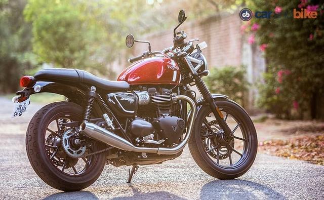 Triumph Street Twin is offered with free accessories including Vance & Hines exhausts, panniers, bar end mirrors, sump guard and more.