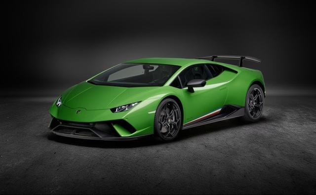 Lamborghini Huracan Performante, the newest range-topping Huracan from the Italian supercar maker has been unveiled at the 2017 Geneva International Motor Show. The Huracan Performante comes with new styling, several race-spec features and the brand's most powerful V10 ever.