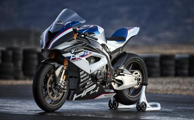 The HP4 Race was first showcased at EICMA 2016 and was touted to be one of the absolute best and most exclusive motorcycle that will be coming out of the stables of BMW Motorrad. With a claimed power output of 212 bhp and a weight of merely 171 kg with all the fluids, makes for an insane power-to-weight ratio. Not only that, it is the only superbike in the world which makes use of a carbon-fibre main frame and carbon-fibre wheels, making it even lighter than the factory racing superbikes in the Superbike World Championship.