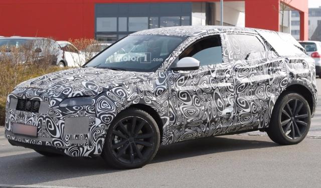 Jaguar E-Pace Interior Revealed In Latest Spy Images
