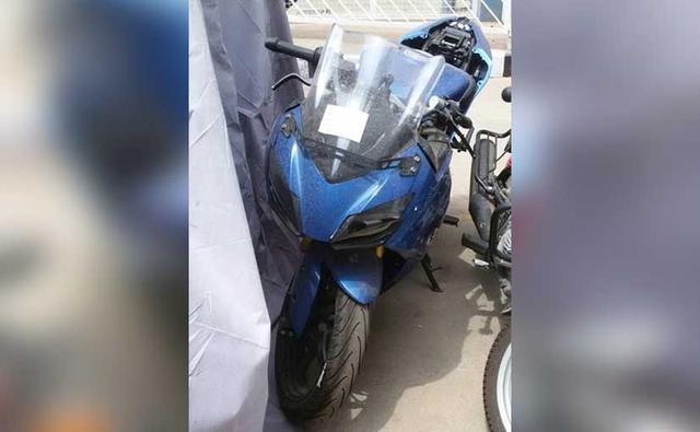 The TVS Apache RTR 310 is a much awaited offering and is all set to go on sale sometime in July 2017. With the launch just months away, TVS' first big bike has been spotted completely undisguised in new images that recently emerged online.
