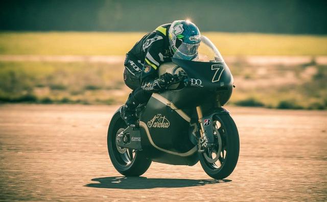 The Sarolea SP7 will be piloted by British road racer Dean Harrison at this year's TT Zero electric race at the Isle of Man TT. The SP7 has been improved considerably for this year's race and Sarolea will be looking for a podium finish