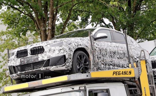 Recently a couple of spy images of the BMW X2 have surfaced online giving us a closer look at the upcoming SUV. Despite the camouflage, certain design elements, especially the front end shows similarities to the concept.
