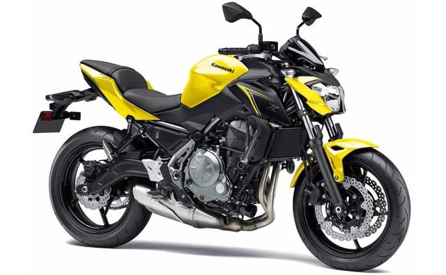 For 2018 model year, Kawasaki will be offering new colours for the Z650, its naked middleweight sportbike. The new colours on offer are yellow and a dual-tone scheme of black and green. The Kawasaki Z650 was launched in India a few months ago at a price of Rs. 5.19 lakh (ex-showroom, Delhi)
