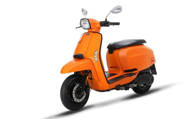 The Lambretta V-Special is the first Lambretta scooter of the 21st century and is available in three engine options, combining classic design with modern technology