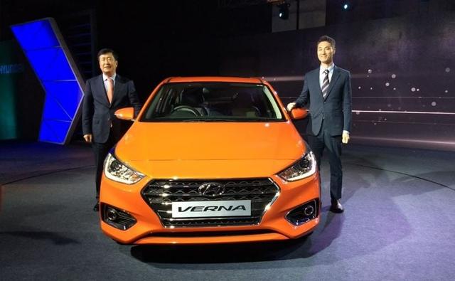 The 2017 Hyundai Verna today finally went on sale in India after a year of its global unveiling. The all-new 2017 Hyundai Verna takes its design inspiration from its elder sibling, the Elantra and gets a long list of features and equipment update.