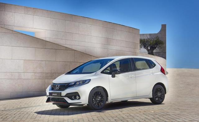 2018 Honda Jazz facelift is slated to make its public debut at the 2017 Frankfurt Motor Show, and will go on sale in the European markets later this year, in November.