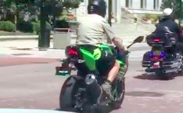 The upcoming Kawasaki Ninja 400 was spotted in Milwaukee, US where a TVC of the new model was being shot on the streets