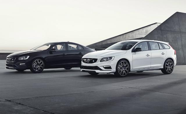 Volvo has updated the 2018 models of the S60 Polestar and the V60 Polestar. The biggest update is the addition of carbon fibre bits which makes the car 30 per cent more aerodynamic than before.