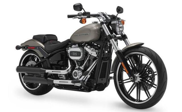 Harley-Davidson has revealed the 2018 Breakout internationally. The bike is already on sale in global markets. It gets a host of updates and modern equipment as well. We could see the company getting it to India towards the end of 2017 or early 2018.