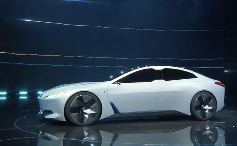 Frankfurt 2017: BMW iVision Dynamics Concept Sedan Unveiled