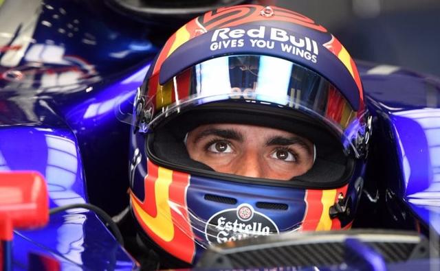 Amidst the McLaren-Honda split and the subsequent partnership announcements made earlier today; Torro Rosso driver Carlos Sainz Jr has also been confirmed to make his way to Renault Sport F1 team for the 2018 season. However, the 23-year-old will be on loan from Red Bull to Renault for a single year and will partner with Nico Hulkenberg for the next season.
