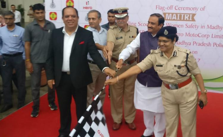 Hero MotoCorp Presents 80 Hero Duet Scooters To Women Police Officers