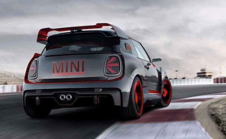 50 years ago Mini was something of a superstar in the rally scene and through the late 60s it has gathered multiple victories, which is why its bringing something very special to the 2017 Frankfurt Motor Show and its called the Mini John Cooper Works GP Concept and its just spectacular to look at!