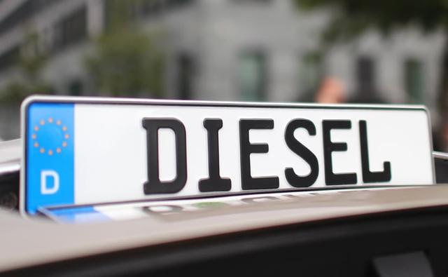 A German judge is due to decide whether the city of Frankfurt, the country's financial centre, should ban high-pollution diesel vehicles as a way to improve inner city air quality.