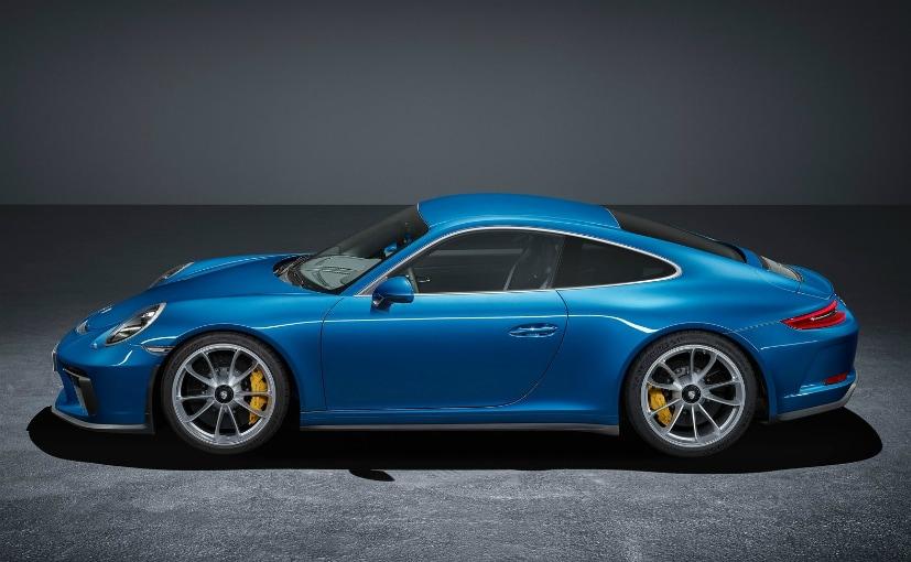 Frankfurt 2017: Porsche 911 GT3 Touring Package With Manual Gearbox