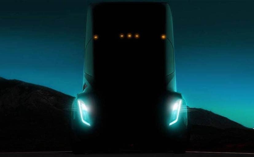 Tesla Delays Unveil Of Semi-Truck; To Focus On Model 3 Production