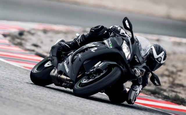 The Japanese motorcycle manufacturer has announced the 2018 model of the company's World Superbike winning ZX-10RR with just colour changes to components.