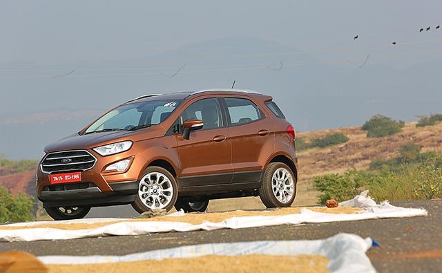 2017 Ford EcoSport facelift takes a major step forward in terms of styling, interior design, features and safety as well. The subcompact SUV comes with a lot of improvements and an all-new petrol engine along with a new automatic gearbox.