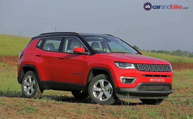 The petrol and diesel Jeep Compass look identical of course. And the same holds true for the interior save for the auto gearshift!