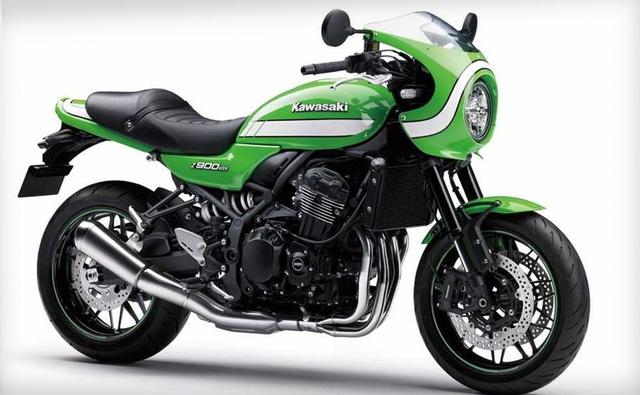 Kawasaki revealed the Z900RS Cafe at the ongoing EICMA Motorcycle Show. The bike is a derivative of the Z900RS, which was showcased a month ago at the Tokyo Motor Show. With its retro cafe racer looks and a powerful engine, the Z900RS Cafe sure is a potent motorcycle. We hope that Kawasaki brings it to India soon.