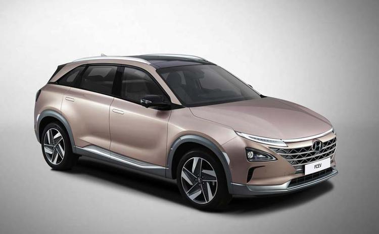 Hyundai Reveals Next Gen Fuel Cell Vehicle Ahead Of CES 2018 Debut