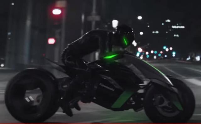 After Yamaha's leaning three-wheeler Niken, which was showcased at the 2018 EICMA show in November 2017, now it seems Kawasaki is also working on its own version of a three-wheeler.
