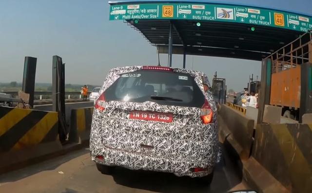A test mule of the Mahindra U321 was recently spotted testing in India yet again, and this time around we also got to take a closer look at the U321 MPV's cabin. The Mahindra U321 MPV appears to get one of the nicest looking cabins seen in a Mahindra model so far.