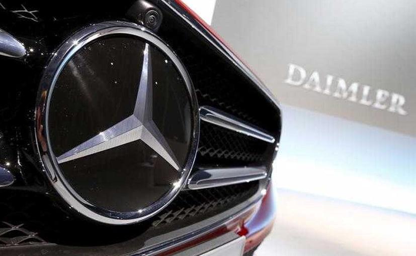 Daimler Recalls Hundreds Of Thousands Of Mercedes-Benz Cars Over Diesel Emission Issues