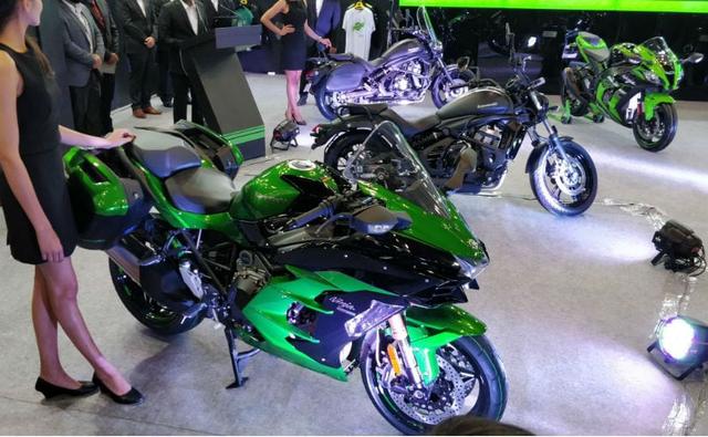 Auto Expo 2018: Kawasaki Ninja H2 SX Launched From Rs. 21.80 Lakh
