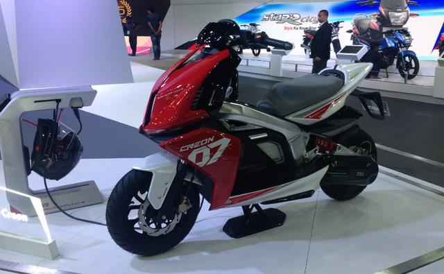 The TVS Creon has been revealed at the 2018 Auto Expo and is a stylish and sporty looking electric scooter concept which hints at the future line of electric two-wheelers from TVS Motor Company.