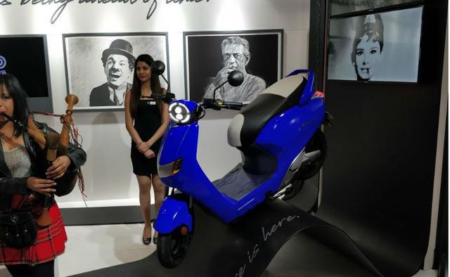 Homegrown electric two-wheeler maker Twenty Two Motors has launched the Flow electric scooter at the Auto Expo 2018. The new Twenty Two Flow is priced at Rs. 74,740 (ex-showroom), and pre-bookings for the model have commenced. The Flow is the bike maker's first offering and boasts of a host of features including artificial intelligence, electric braking, digital console and a lot more.