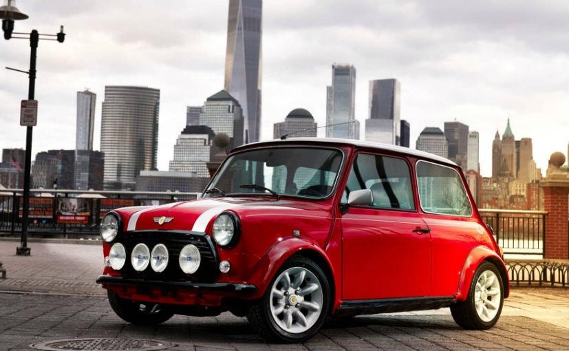 New York Auto Show 2018: Classic MINI Electric Unveiled Is Every Enthusiasts' Dream