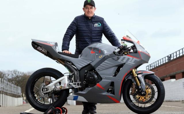 The 23-time Isle of Man winner has tied up with Michael Dunlop's team to mount the 600 cc class campaign at this year's Supersport TT races.