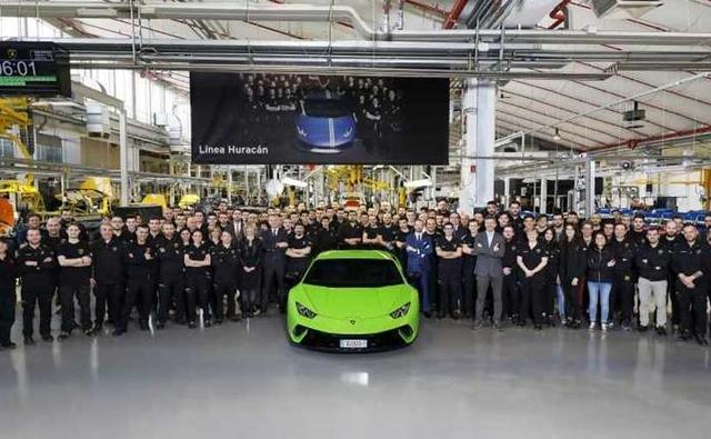 In 2017 Lamborghini achieved a record year with 3,815 cars delivered to customers worldwide, including 2,642 Huracan units leaving the factory in Sant'Agata Bolognese: an increase of 12 per cent over 2016.