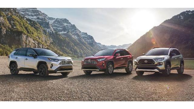 U.S. new vehicle sales in July continued to show signs of recovery from the COVID-19 pandemic, as Toyota Motor Corp on Monday posted its lowest sales decline since the virus outbreak slammed the sector in mid-March.