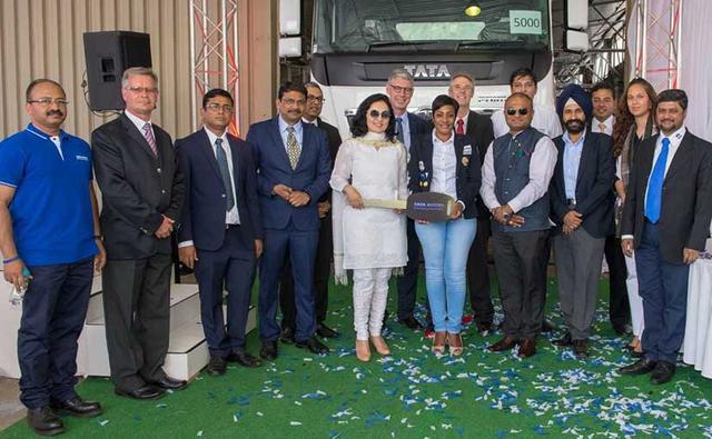 The Tata Prima Tipper 2528.K, was handed over to the customer at a grand ceremony by Ruchira Kamboj, the High Commissioner of India to South Africa.