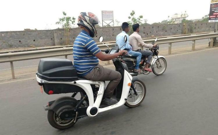 Mahindra Genze Electric Scooter Spied Testing In India