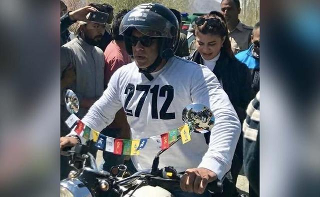 They say Leh Ladakh and Royal Enfield motorcycles are inseparable, and certainly actor Salman Khan too was caught by the riding bug in one of the most aspirational riding destinations of India. Salman Khan and actor Jacqueline Fernandez are currently in Leh for the shoot of their upcoming movie Race 3 and were spotted enjoying a bike ride on the Royal Enfield Classic 350, enroute Kargil.