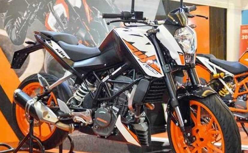 KTM 200 Duke With Side Mounted Exhaust Spotted In Indonesia