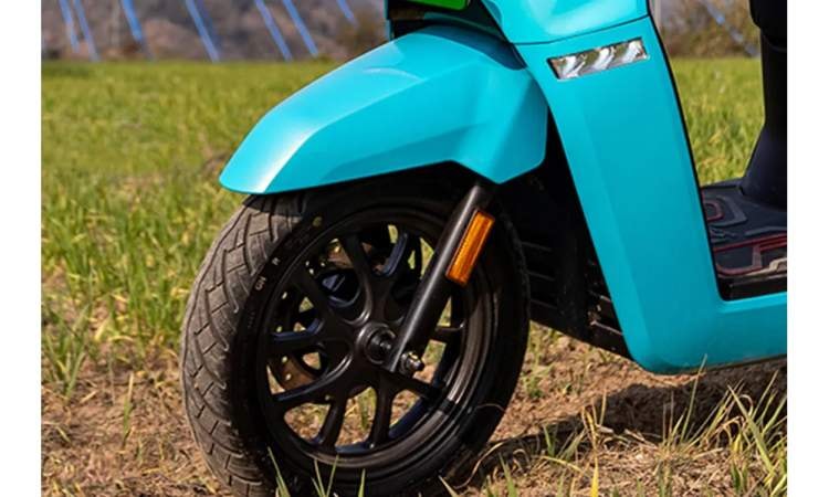 Ampere Nexus Tyre2 Ampere Nexus Tyre2