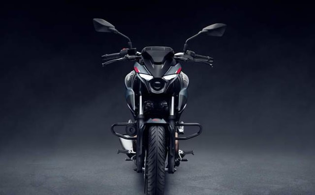 Bajaj Pulsar N250 Front Look Bajaj Pulsar N250 Front Look