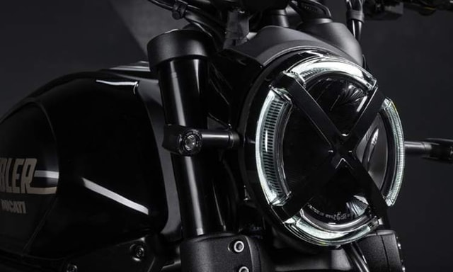 Ducati Scrambler Full Throttle 11 Ducati Scrambler Full Throttle 11